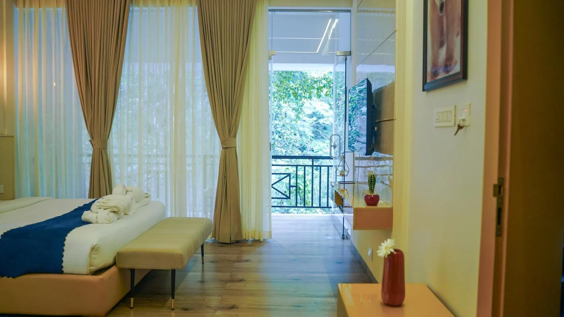 Hunters Hideout Resort Wayanad