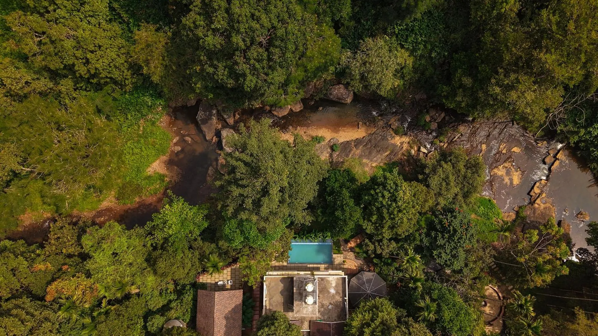 Hunters Hideout Resort Wayanad